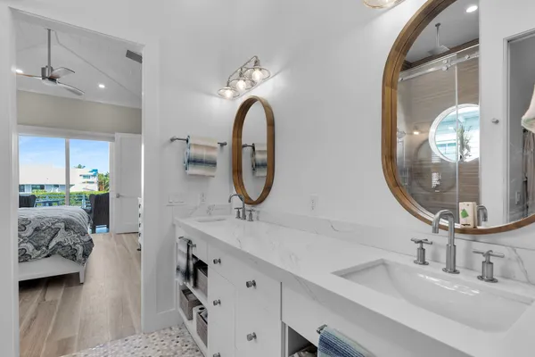 $4,695,000 | 241 Tollgate Boulevard, Islamorada, FL 33036