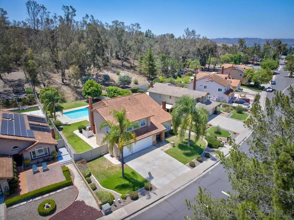 13887 Carriage Road Poway, CA 92064 - Photo 3 of 54