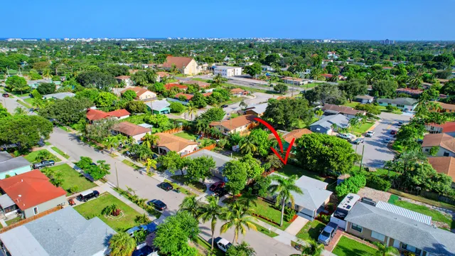 $3,500 | 1749 15th Avenue North, Lake Worth Beach, FL 33460
