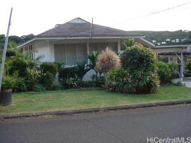 2433 Booth Road Honolulu, HI 96813 - Photo 1 of 1 a view of a house with a yard