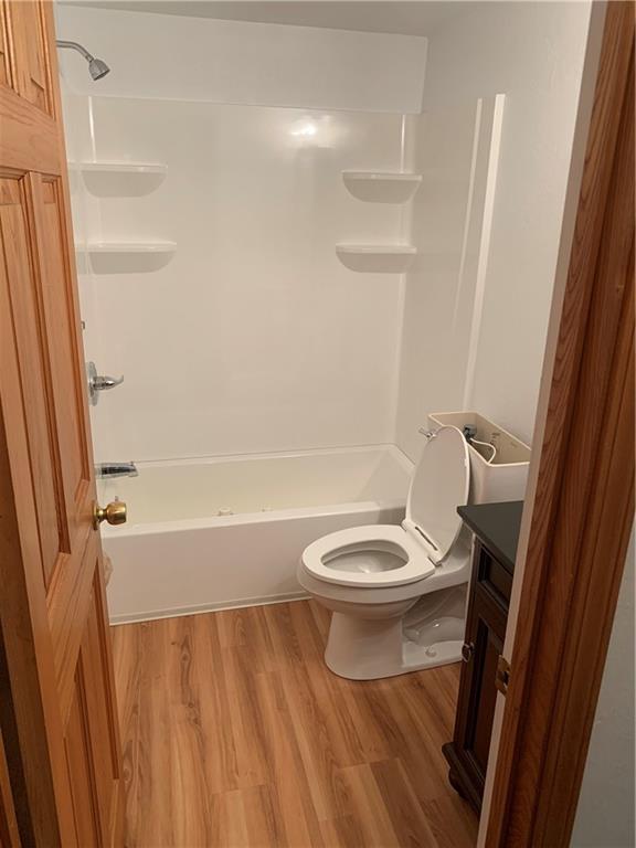 380 Northgate Drive, Unit D Apollo, PA 15613 - Photo 11 of 13 a bathroom with a toilet and a shower