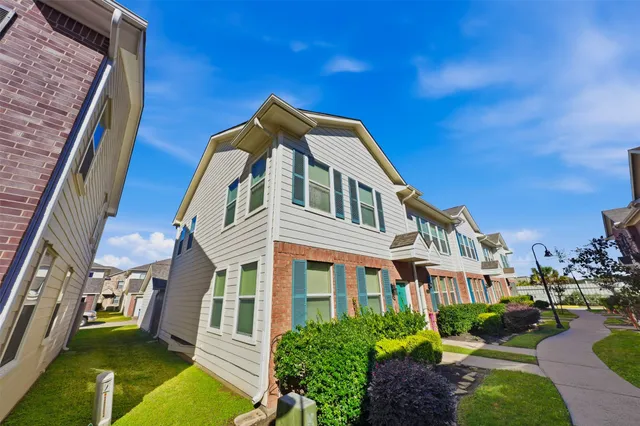 $1,850 | 1929 Kemah Village Drive, Kemah, TX 77565