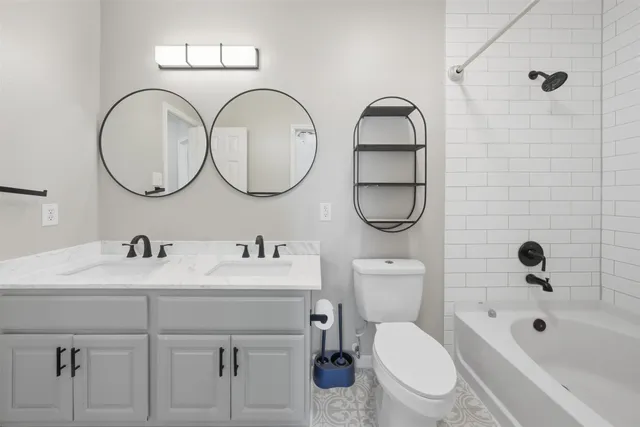 $1,850 | 1929 Kemah Village Drive, Kemah, TX 77565