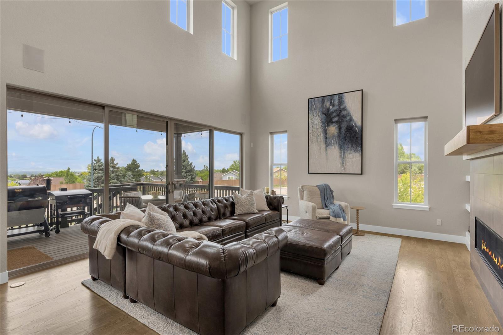 10401 Maplebrook Way Highlands Ranch, CO 80126 - Photo 9 of 50 Gallery Image 9