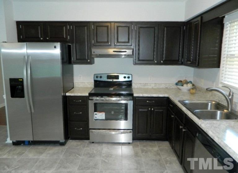 4436 Labrador Drive Raleigh, NC 27616 - Photo 4 of 23