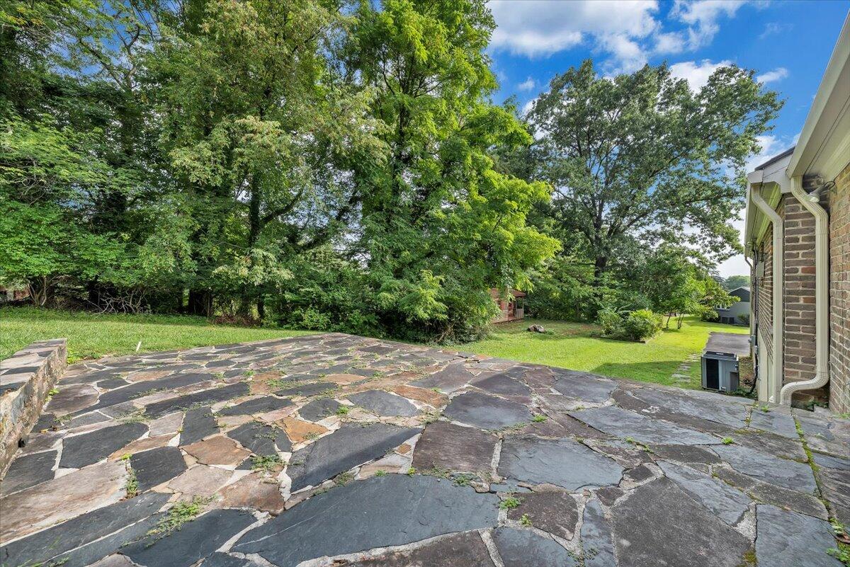 3543 Winding Way Road Southwest Roanoke, VA 24015 - Photo 21 of 50 NICE PATIO!