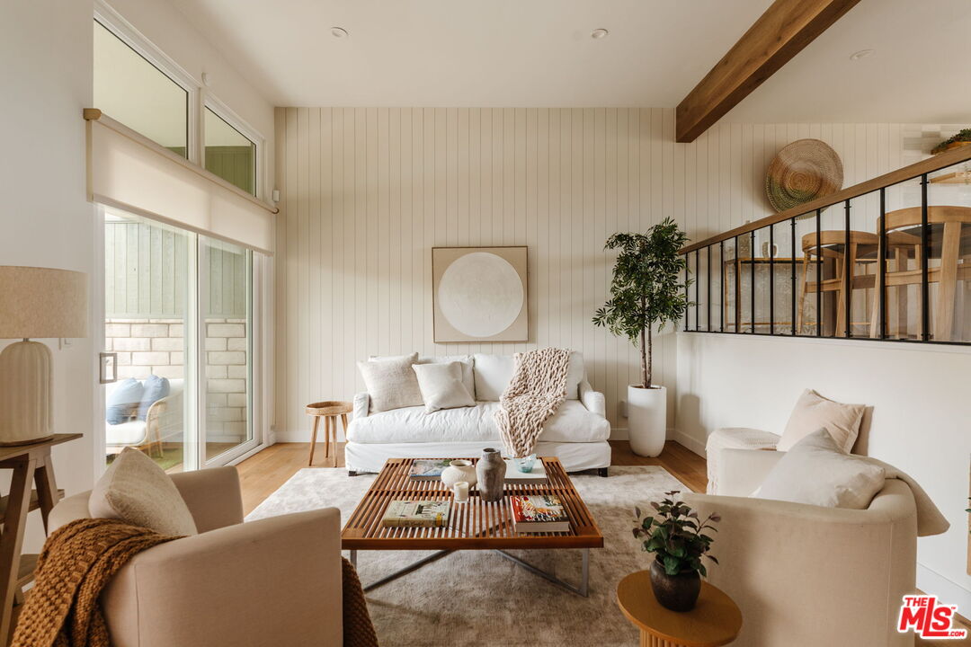13210 Fiji Way, Unit M Marina del Rey, CA 90292 - Photo 1 of 23