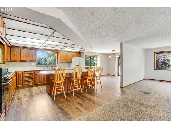 $699,900 | 8748 Enclid Street Northeast, Salem, OR 97305