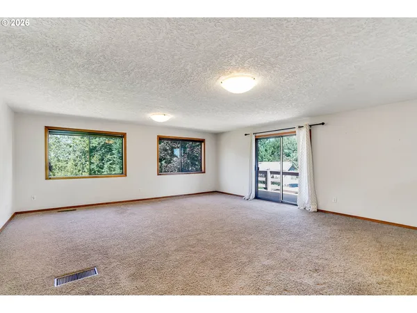 $699,900 | 8748 Enclid Street Northeast, Salem, OR 97305