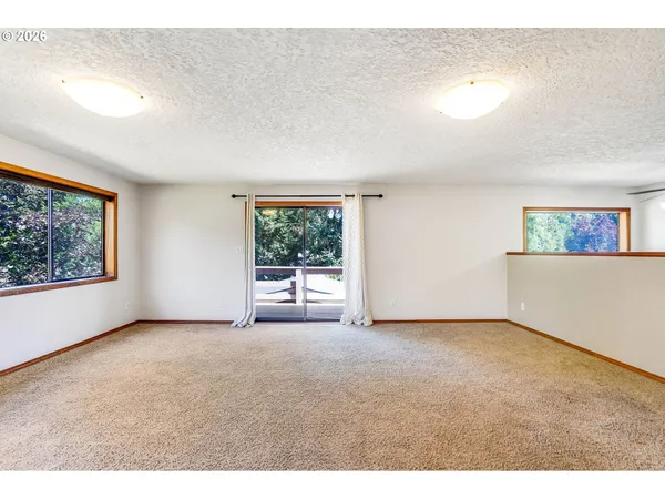 $699,900 | 8748 Enclid Street Northeast, Salem, OR 97305