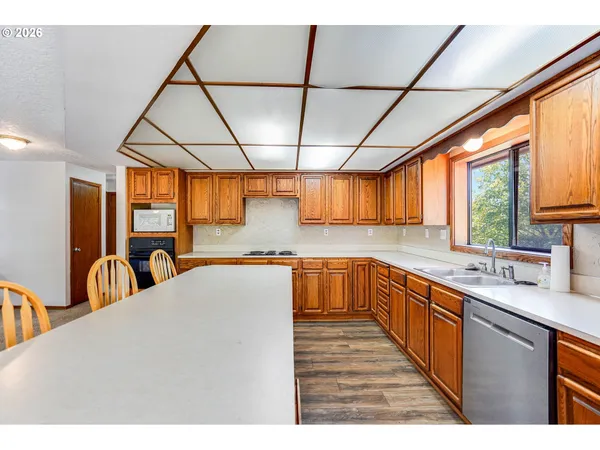 $699,900 | 8748 Enclid Street Northeast, Salem, OR 97305