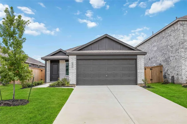 $1,950 | 16842 Spotted Oak Drive, Hockley, TX 77447