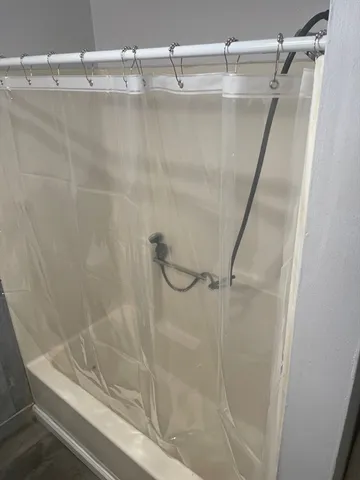 $1,725 | 37 Oak Avenue, Unit 2, Worcester, MA 01605