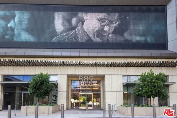 $998,000 | 889 Francisco Street, Unit 1206, Los Angeles, CA 90017