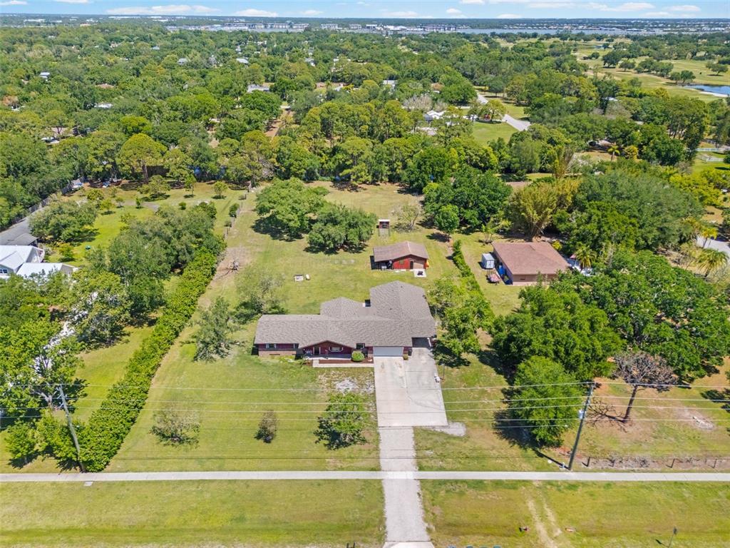 7605 Richardson Road Sarasota, FL 34240 - Photo 3 of 67
