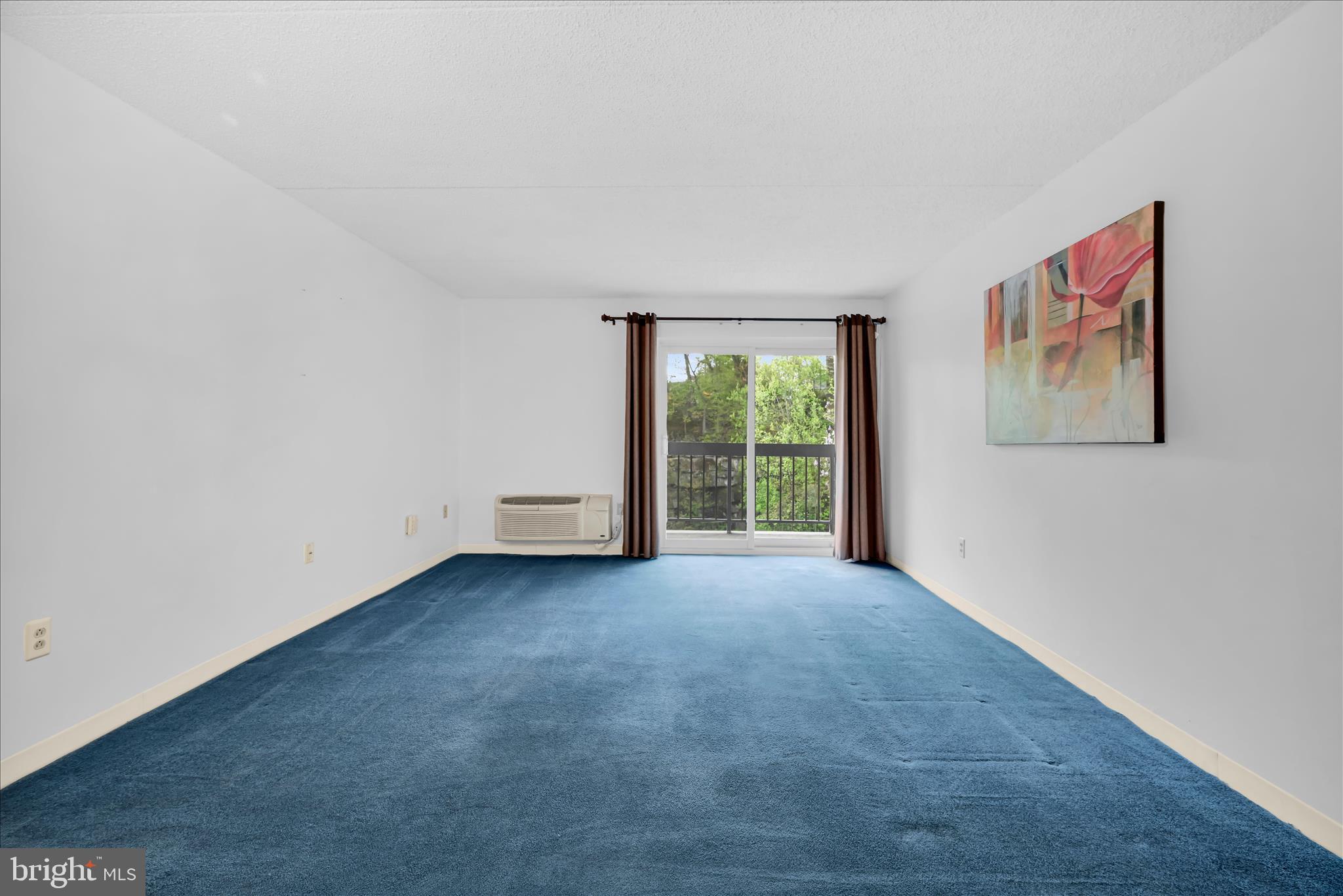 800 Avondale Road, Unit 6P Wallingford, PA 19086 - Photo 11 of 27 Living Area