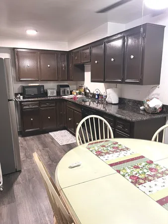 $1,500 | 8812 Briar Court, Unit 1C, Des Plaines, IL 60016