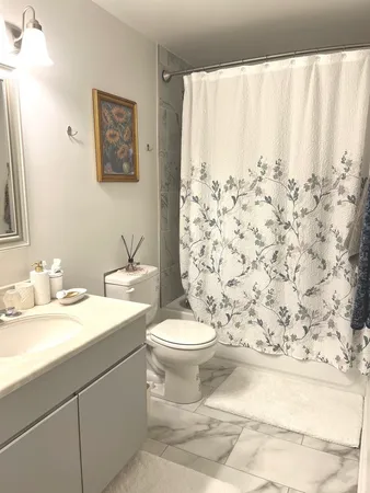 $1,500 | 8812 Briar Court, Unit 1C, Des Plaines, IL 60016