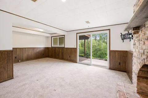 $260,000 | 1779 Walnut Lane, Eagan, MN 55122