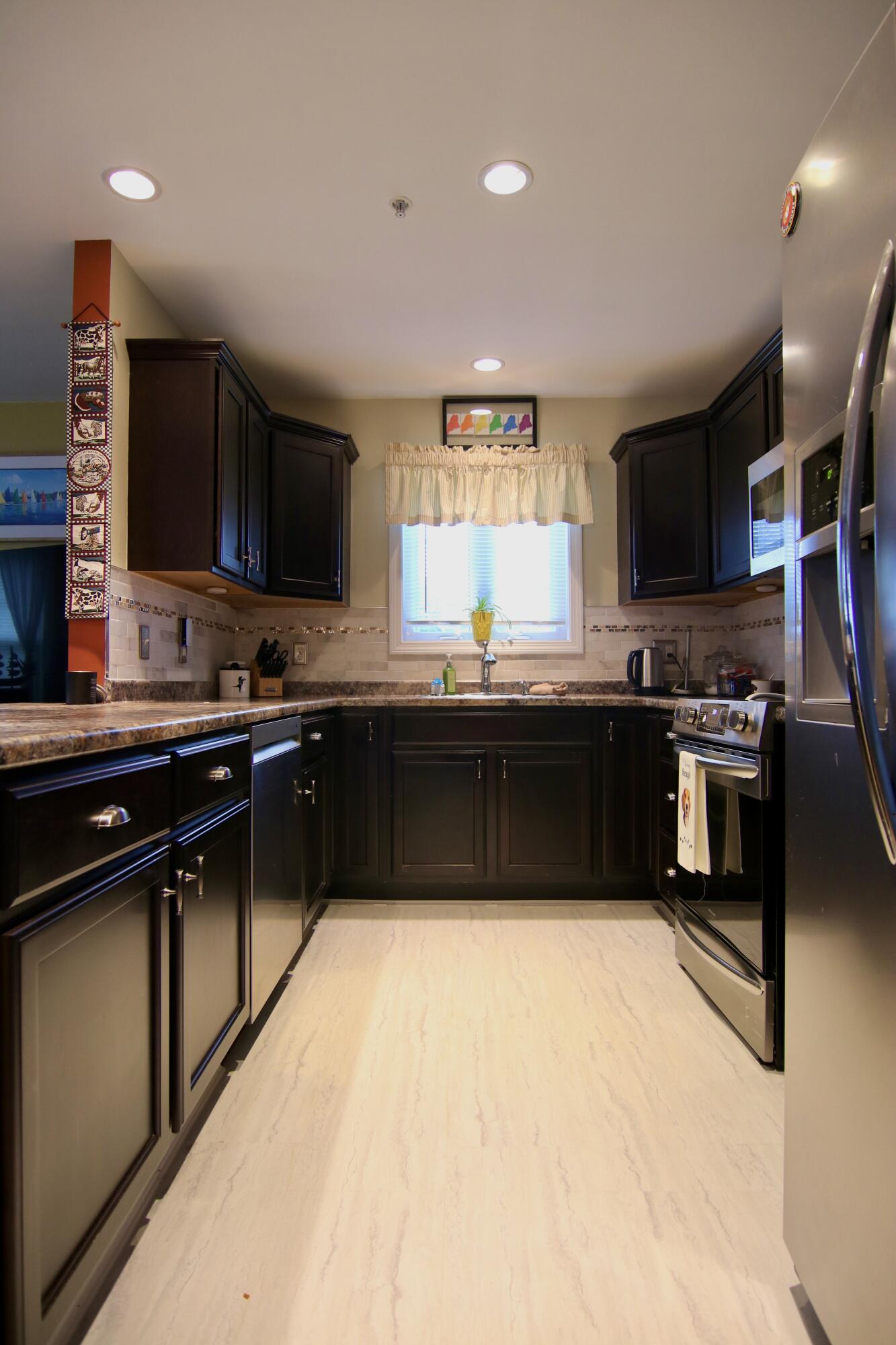 10 Signal Street, Unit 10 Springvale, ME 04083 - Photo 18 of 67 IMG_0561