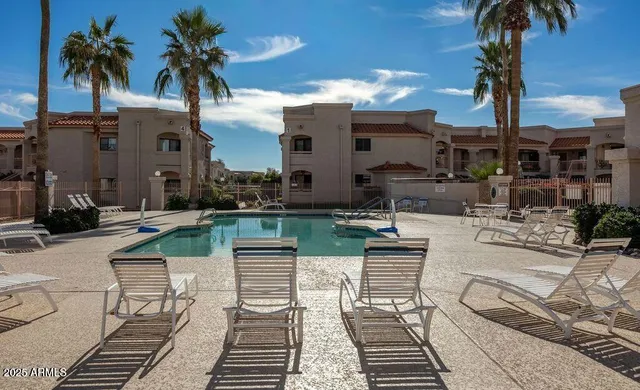 $189,800 | 9151 West Greenway Road, Unit 111, Peoria, AZ 85381