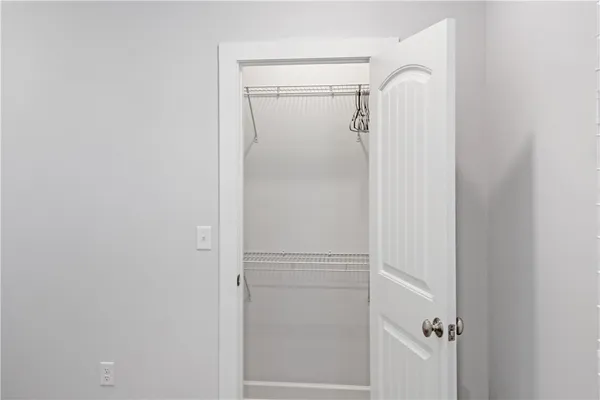$3,600 | 905 Wayne Street, Darien, GA 31305