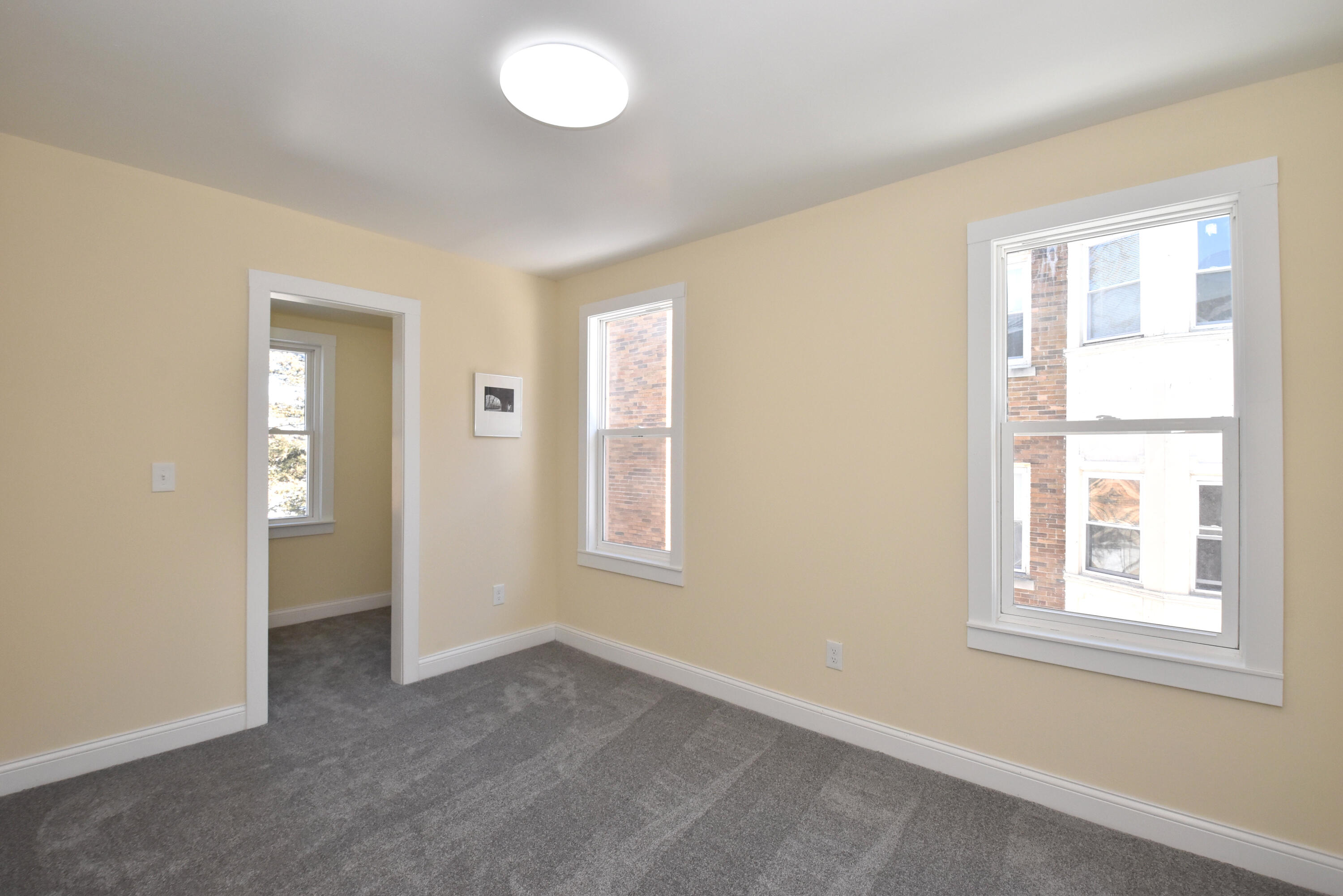 3002 West Kilbourn Avenue Milwaukee, WI 53208 - Photo 37 of 47 Bedroom 4