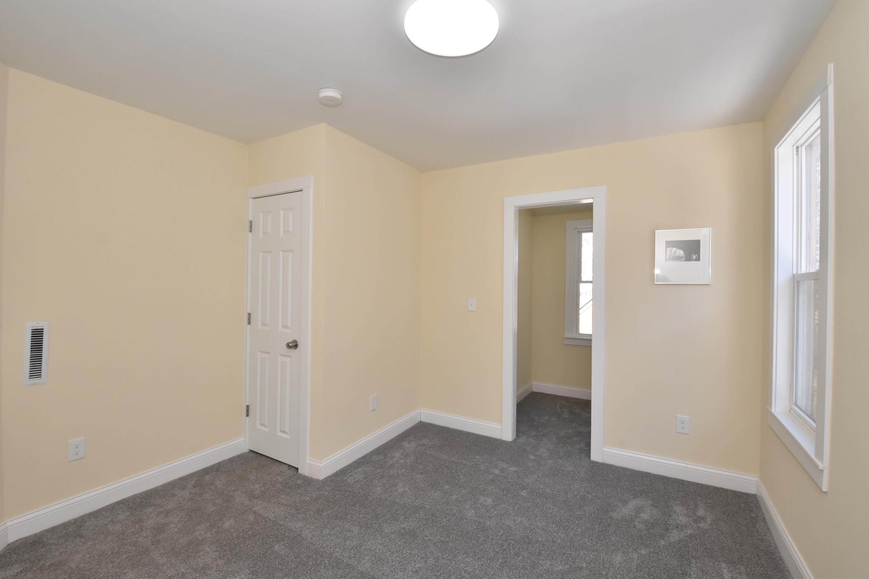 3002 West Kilbourn Avenue Milwaukee, WI 53208 - Photo 38 of 47 Bedroom