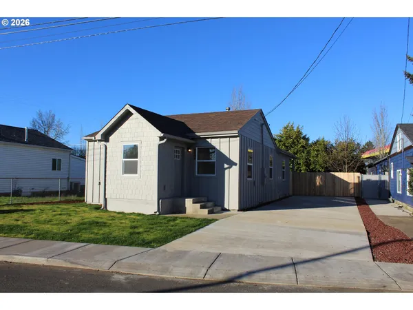 $355,000 | 186 Southwest Rainbow Avenue, Dallas, OR 97338