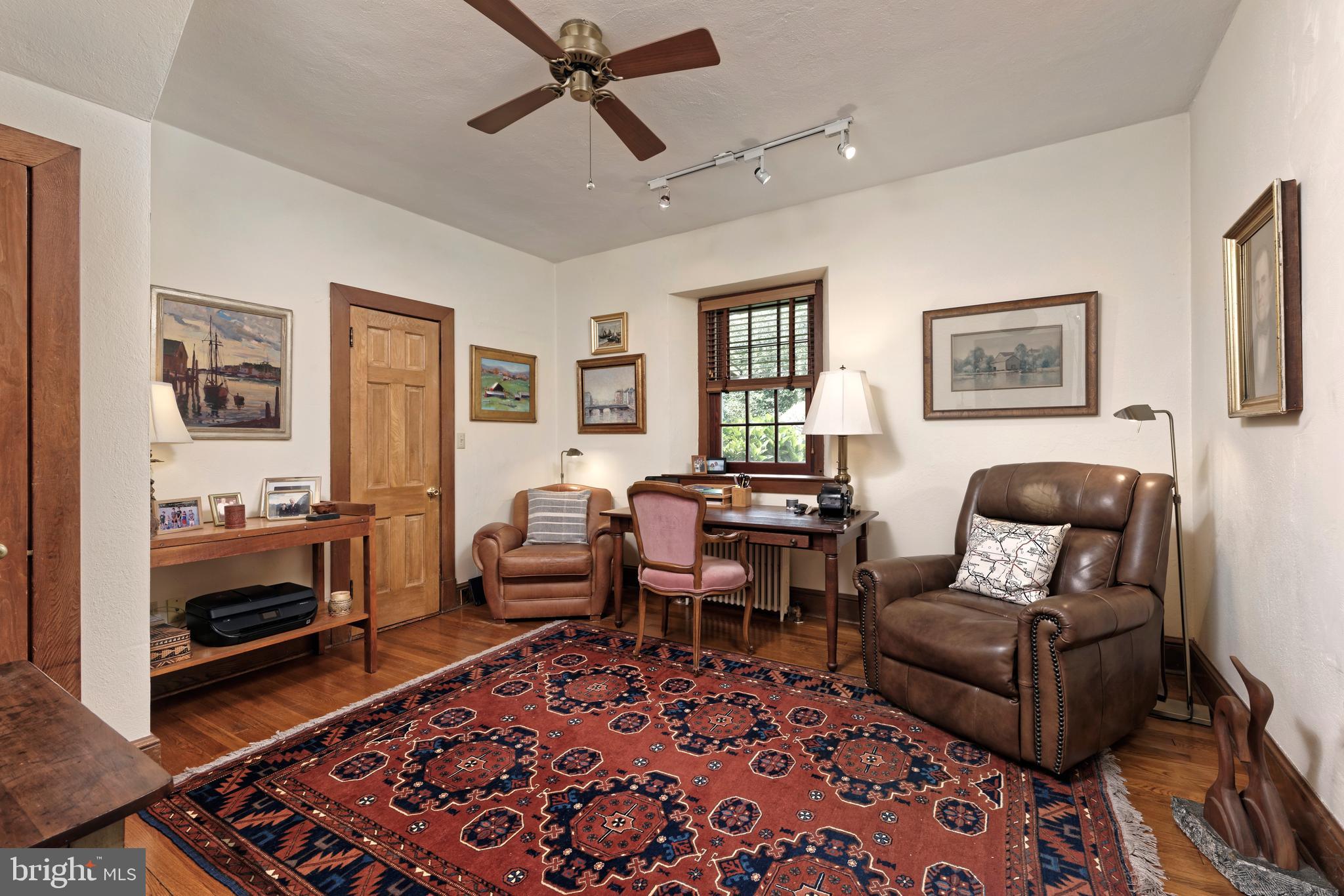 17895 Airmont Road Round Hill, VA 20141 - Photo 19 of 54 Sitting Room or Family Room off the kitchen & LR.
