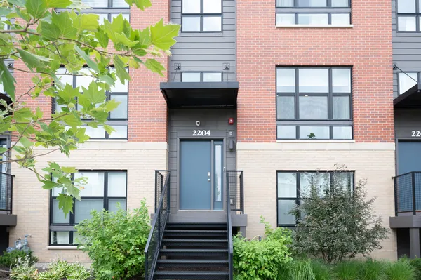$3,500 | 2204 Venture Drive, Unit 2204, Schaumburg, IL 60173