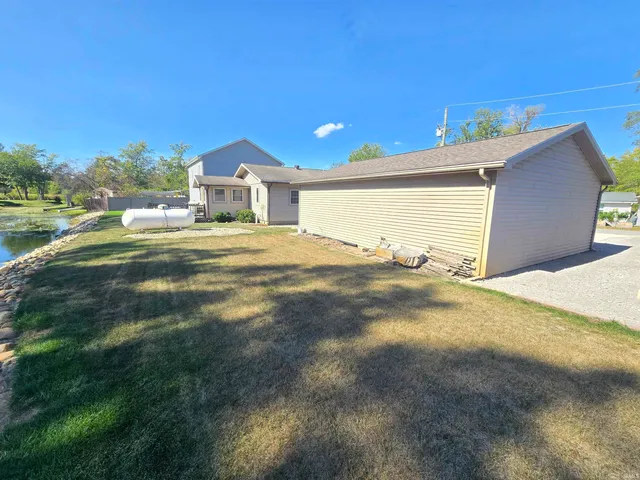 $174,500 | 5879 West Lewis Street, Albion, IN 46701