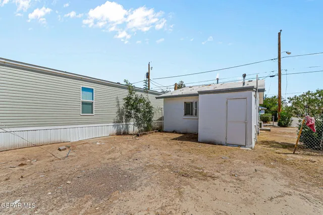 a view of a house with a garage
