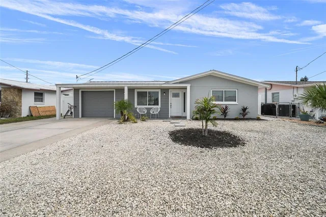 $3,100 | 13704 Veronica Drive, Hudson, FL 34667