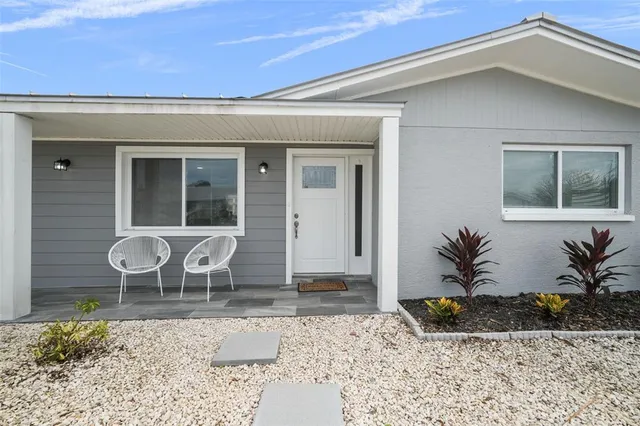 $3,100 | 13704 Veronica Drive, Hudson, FL 34667