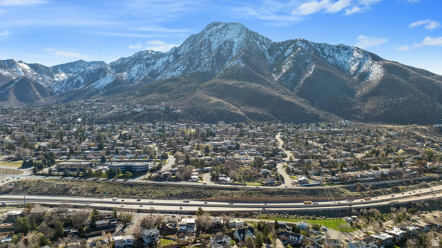 4426 South 3035 East Holladay, UT 84124 - Photo 48 of 49 View of mountain background