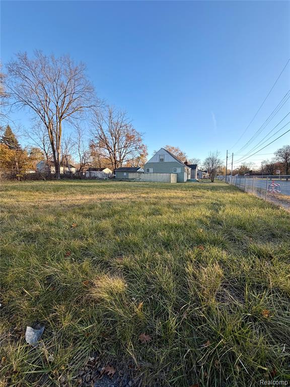 2644 Clio Road Flint, MI 48504 - Photo 18 of 19 Gallery Image 18
