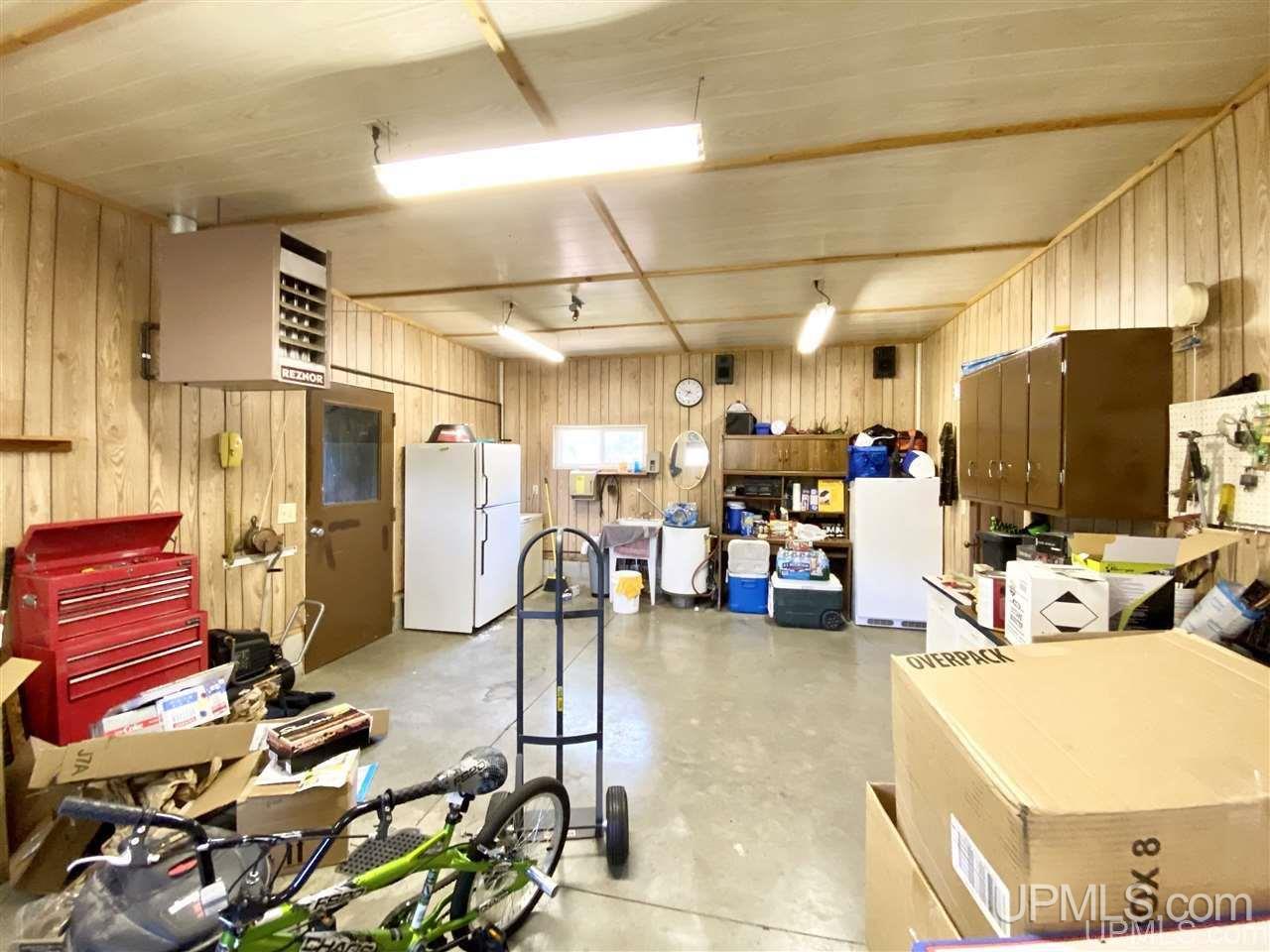6662 N Road Escanaba, MI 49829 - Photo 11 of 40
