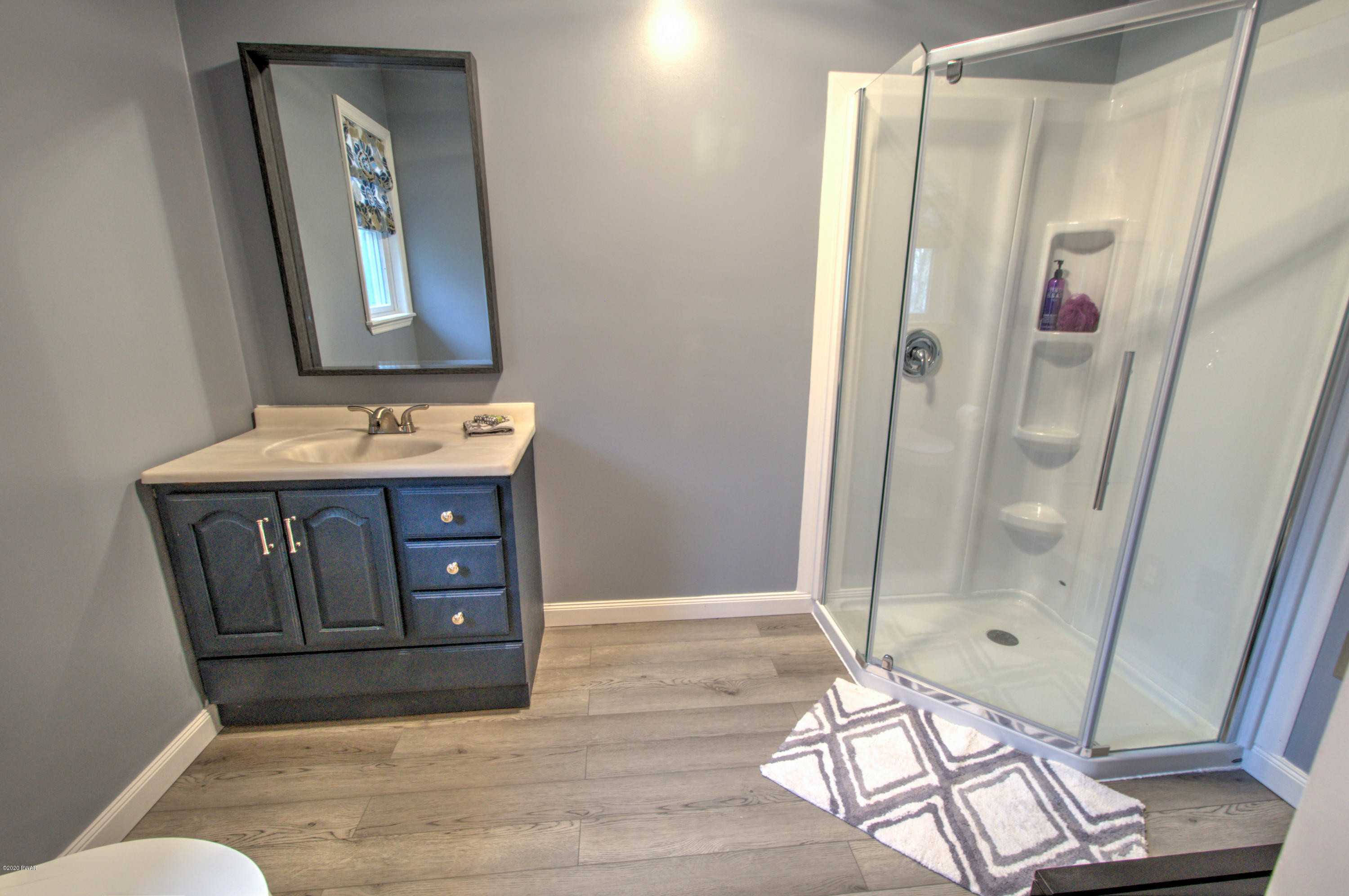 164 Meadow Ridge Acres Road Milford, PA 18337 - Photo 25 of 48 23-Bathroom 4 Master