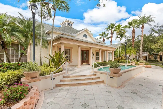 $395,000 | 276 Murcia Drive, Unit 301, Jupiter, FL 33458