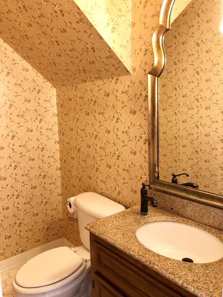 317 Gloucester Road Martinez, GA 30907 - Photo 17 of 23 Half Bath