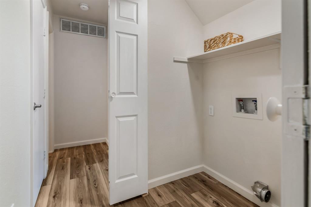 352 West Harwood Road, Unit C Hurst, TX 76054 - Photo 12 of 28