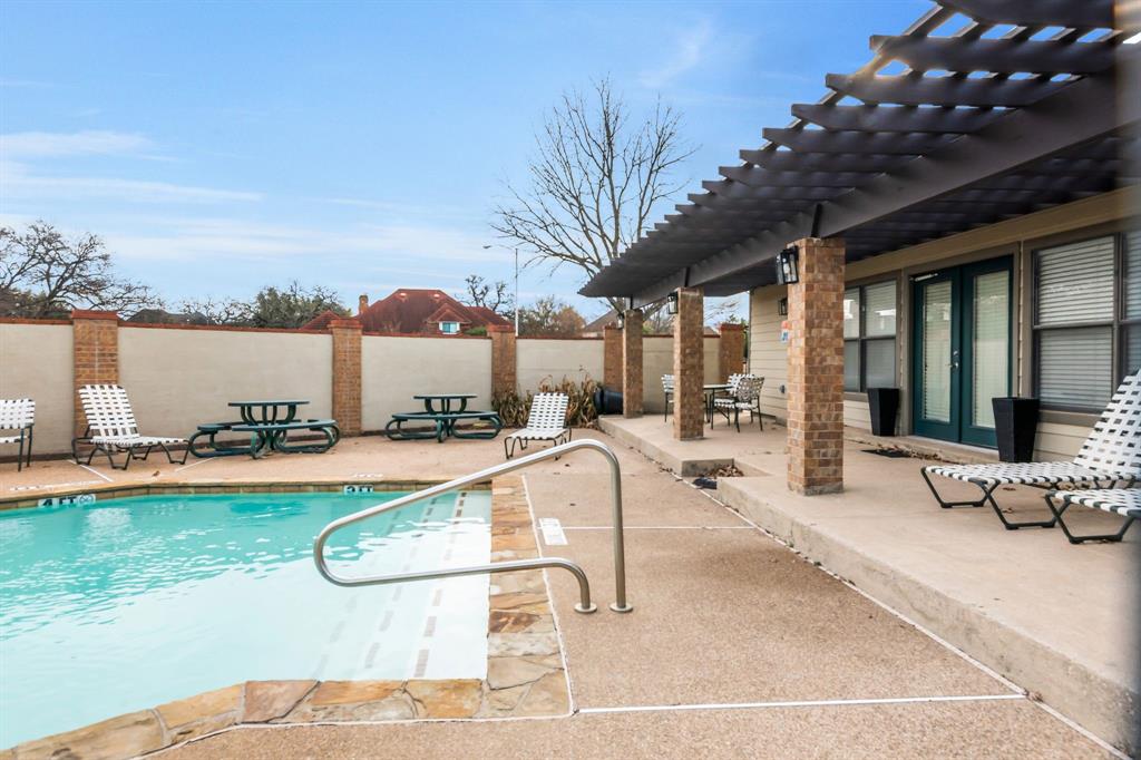 352 West Harwood Road, Unit C Hurst, TX 76054 - Photo 26 of 28