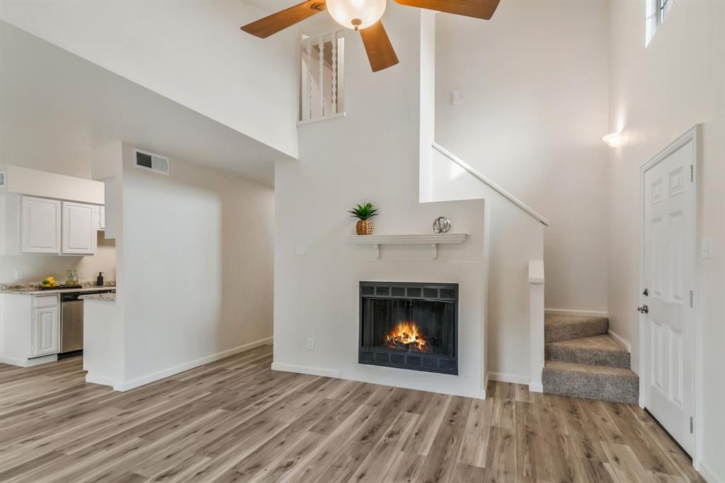 352 West Harwood Road, Unit C Hurst, TX 76054 - Photo 4 of 28