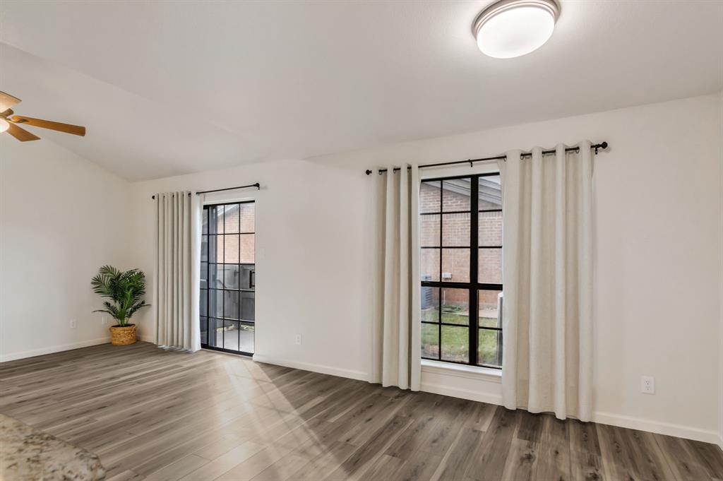 352 West Harwood Road, Unit C Hurst, TX 76054 - Photo 7 of 28