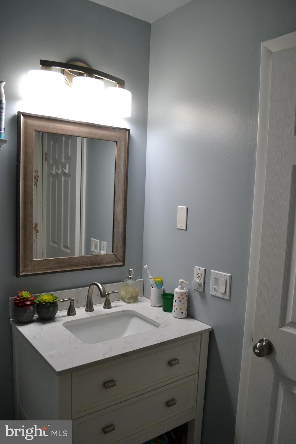 202 Joe Morgan Road Sharptown, MD 21861 - Photo 23 of 43 Hall Bath