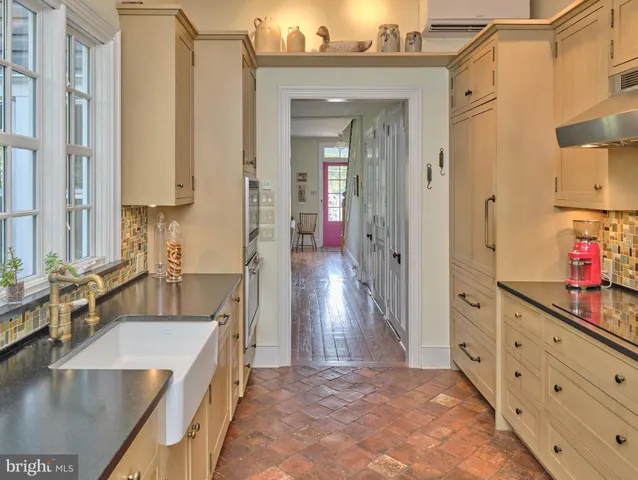 $714,900 | 3697 River Road, Lumberville, PA 18933