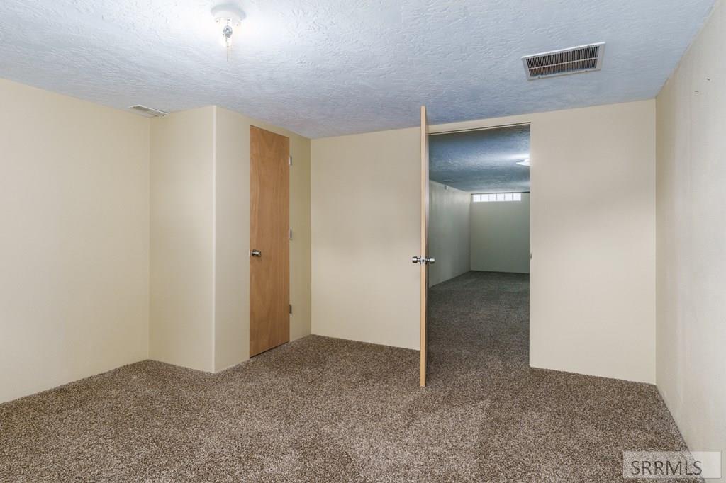 495 Packard Avenue Pocatello, ID 83201 - Photo 31 of 47