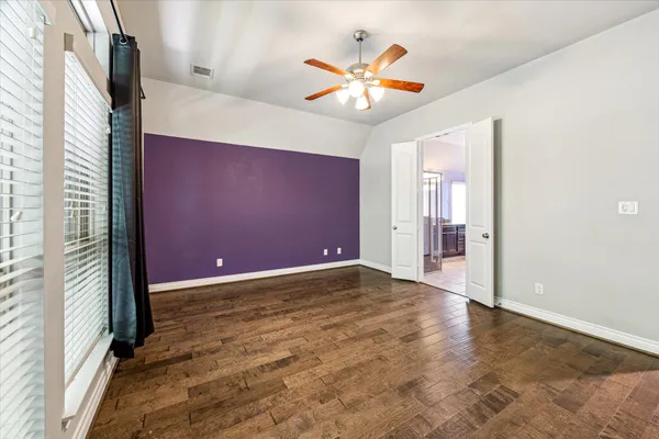 a view of livingroom with painted walls