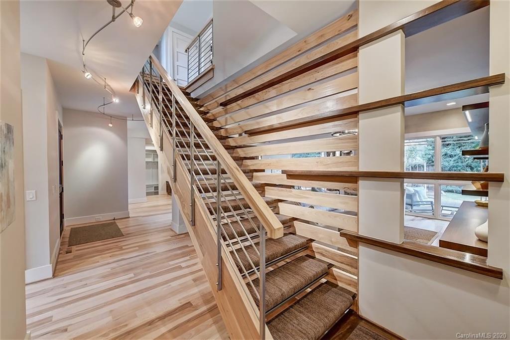 2711 Normandy Road Charlotte, NC 28209 - Photo 4 of 33 Gallery Image 4